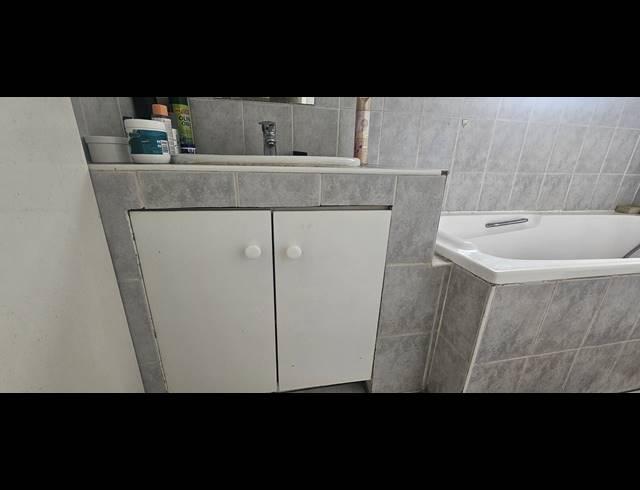2 BEDROOM TOWNHOUSE FOR SALE IN ELANDSHAVEN